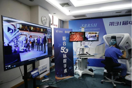 5G又一突破，遠程操控機器人“云”手術！